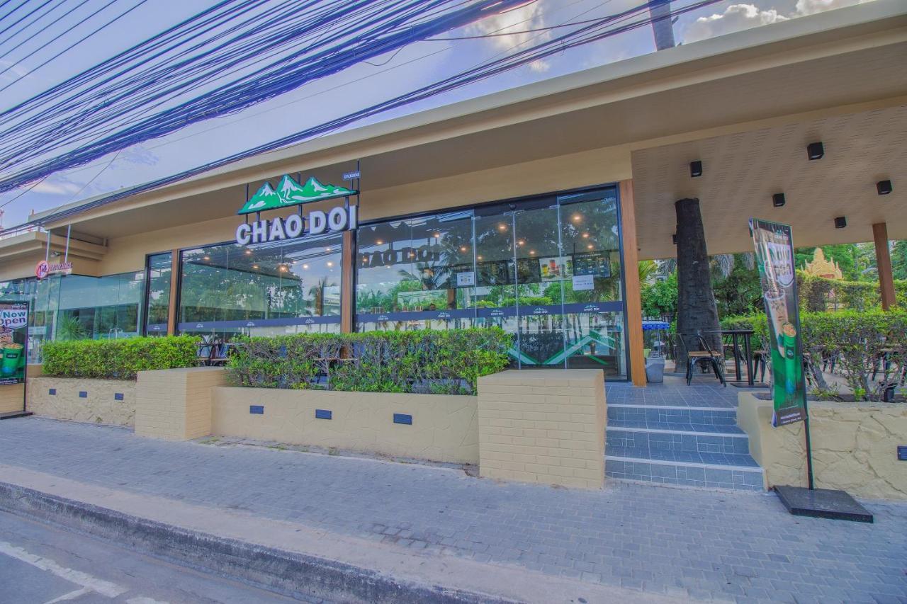 Luxurious Apartment On Jomtien Beach Road Bagian luar foto